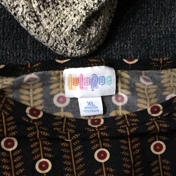 Blouse - Picture 2 of 4